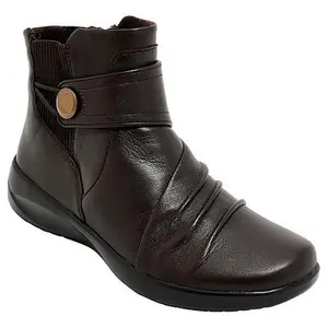 Clarks Collection Kaetlyn Sara Heritage Casual Ankle Boot Clarks Collection Kaetlyn Sara Heritage Casual Ankle Boot