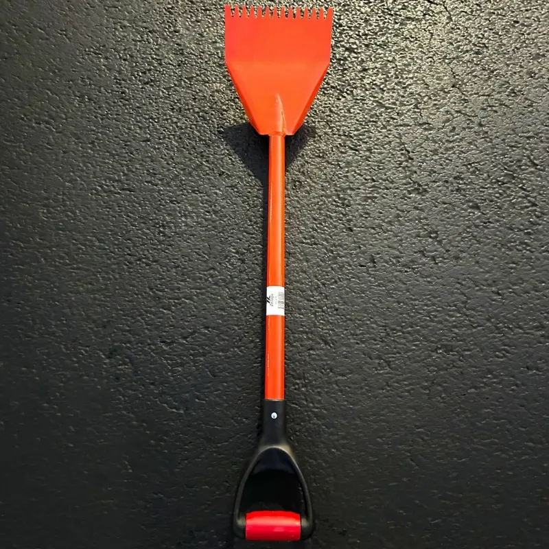 Medium Roofing Nail ripper shovel