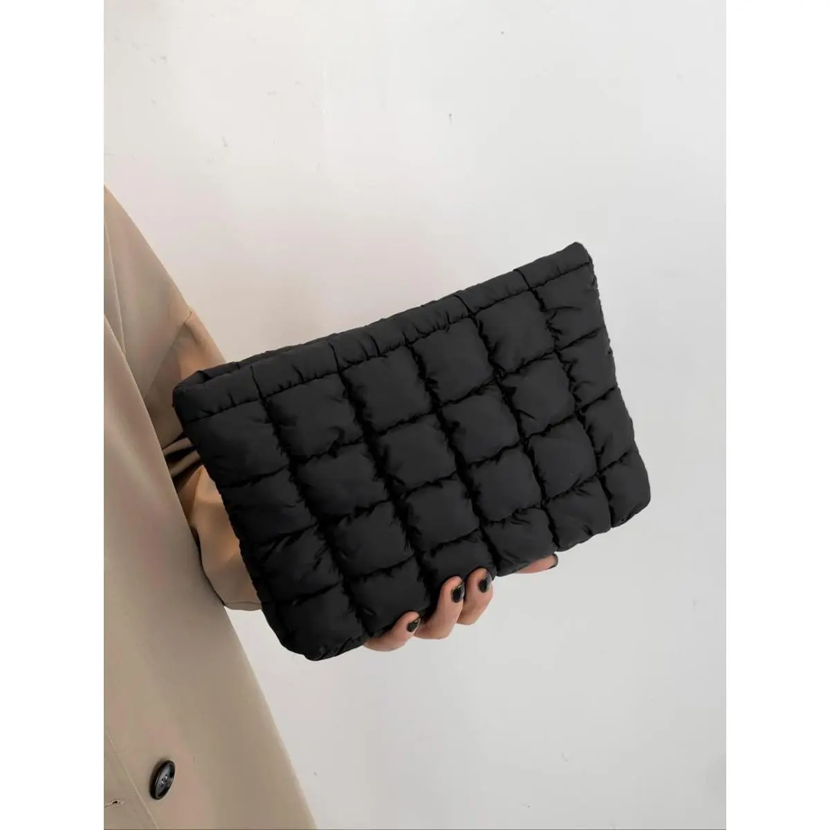 Women's Quilted Solid-Color Clutch Bag, Large-Capacity Zippered Travel Storage Handbag for Women, Portable Mother's Day Gift, Handbags For Women