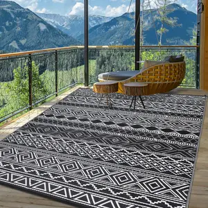 Garvee Outdoor Rug Patio 120 x 240 cm Waterproof Plastic Straw Rug Camping Reversible Indoor Outdoor Rug Porch Patio Deck Garden Balcony Black/White