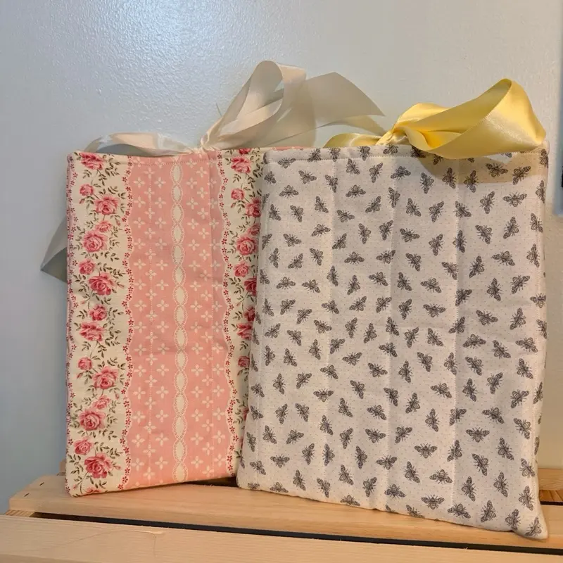 Handmade Quilted Protective Fabric Sleeves, Lightweight Storage Pouch for Hardcover/Paperback Books