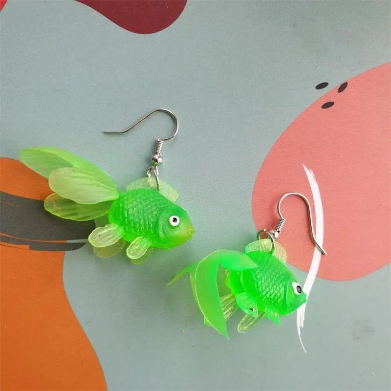 Women's Transparent Multicolour Goldfish Shaped Drop Earrings, Animal Inspired Character Shaped Colorful Plastic Creative Costume Jewelry for Girl Party, Animal Inspired Earrings, Goldfish Shaped Earrings
