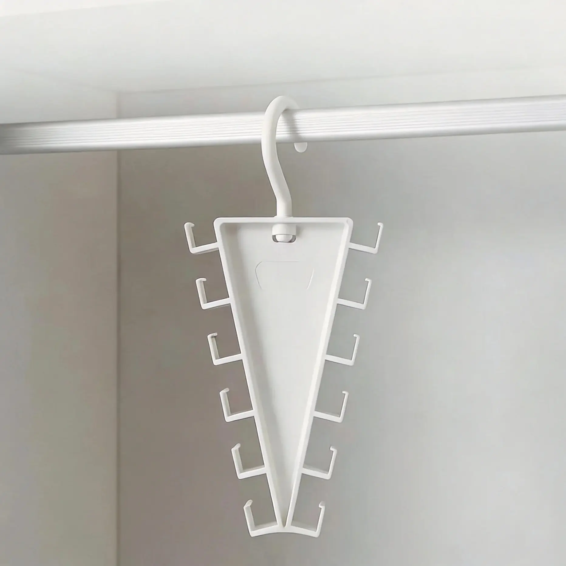 2-Piece Multi-Functional Clothes Hanger, Home/dorm Use, Triangular V-Shaped Wall-Mounted Storage Rack, One Hook Multiple Hangs Plastic Coat Hanger