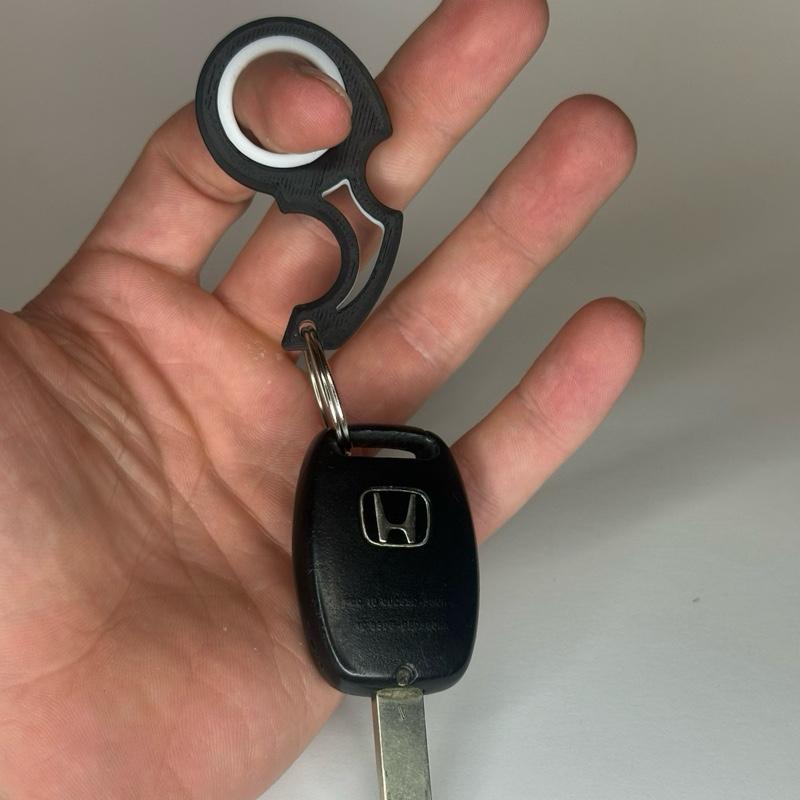 Keychain Spinner - 3D Printed PLA Plastic - Black & White Design - Durable & Lightweight - Perfect for Keys & Bags