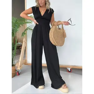 【 Plus Size 】 Solid color V-neck pleated jumpsuit, casual sleeveless jumpsuit, suitable for all seasonsRAIMENTRY