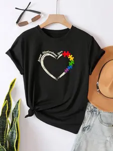 Women's Letter & Heart Print Round Neck Tee, Vintage Trendy Casual Short Sleeve T-shirt for Daily Wear, Ladies Summer Outfit