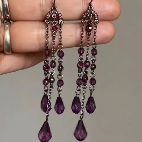 1 Pair of Bohemian-Style Long Dangle Earrings with Mysterious Purple Beads and Fringe – Women's Dangling Earrings with A Retro, Elegant, and Sophisticated Look, Perfect for Parties and Vacations, Casual Trendy Jewelry, Exquisite Jewelry Gift