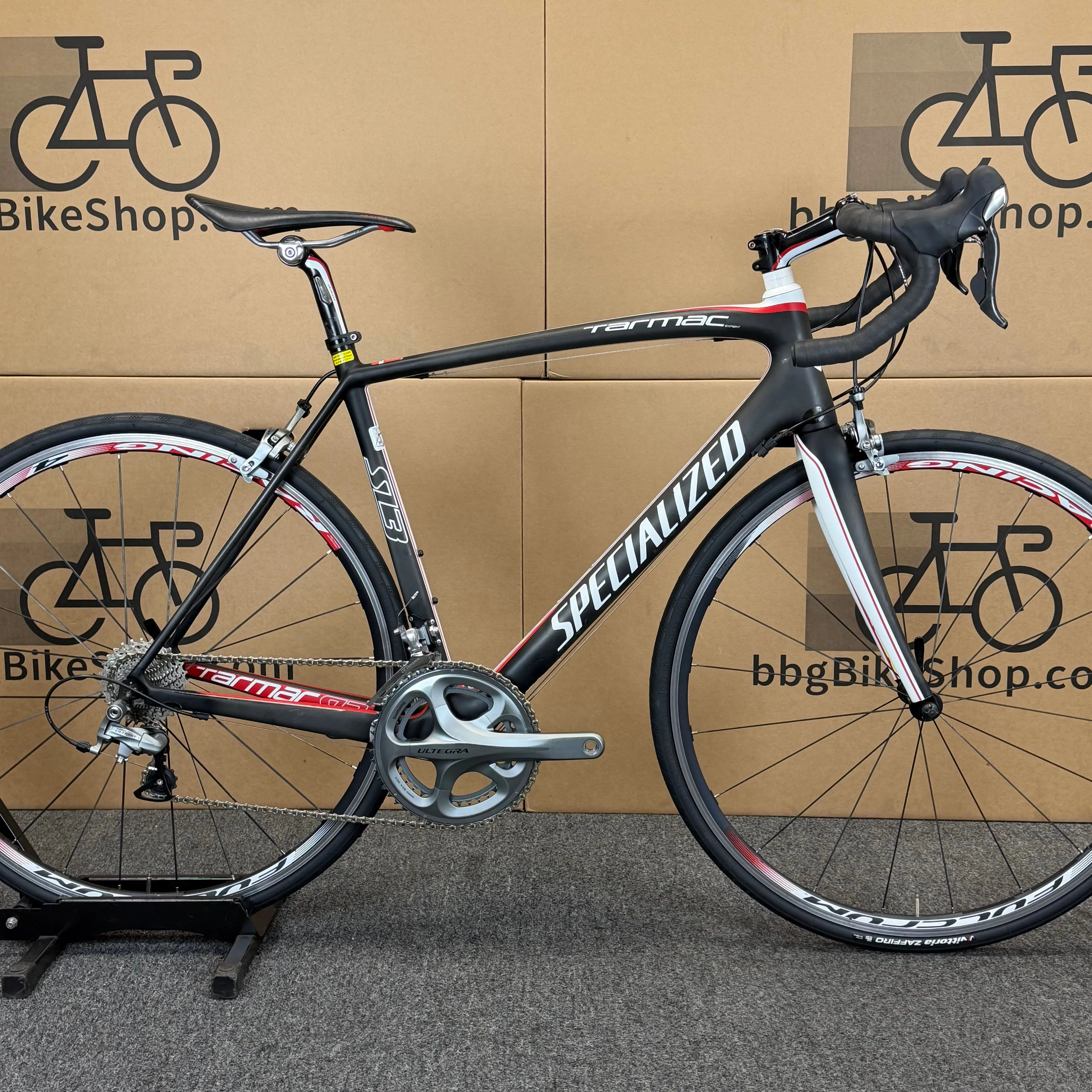 Used Specialized Tarmac, Shimano Ultegra, Carbon Fiber Road Bike, 56cm