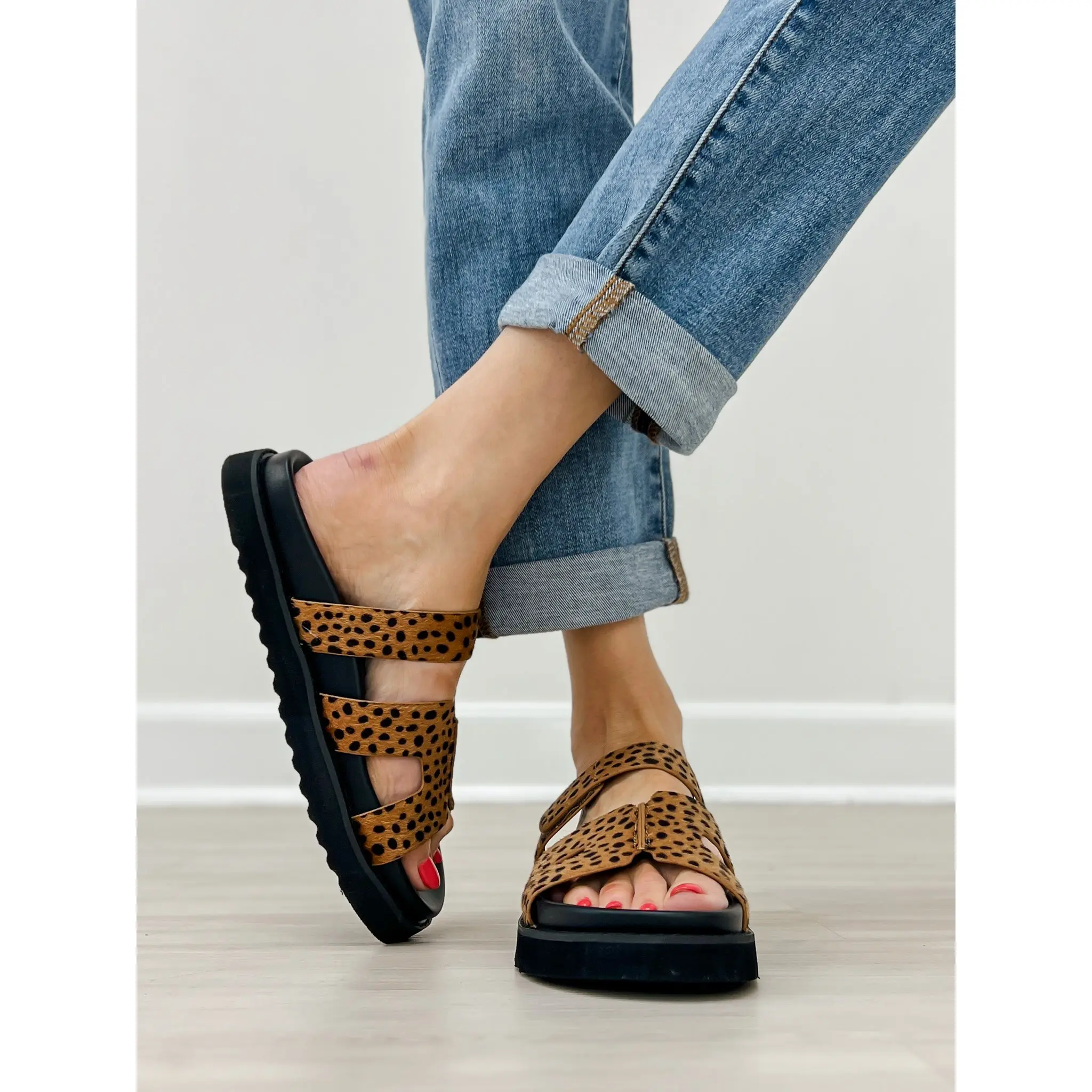 Good Choice Emery Sandals in Leopard Print