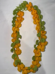 Crochet Amigurumi Puakenikeni Flower Lei
