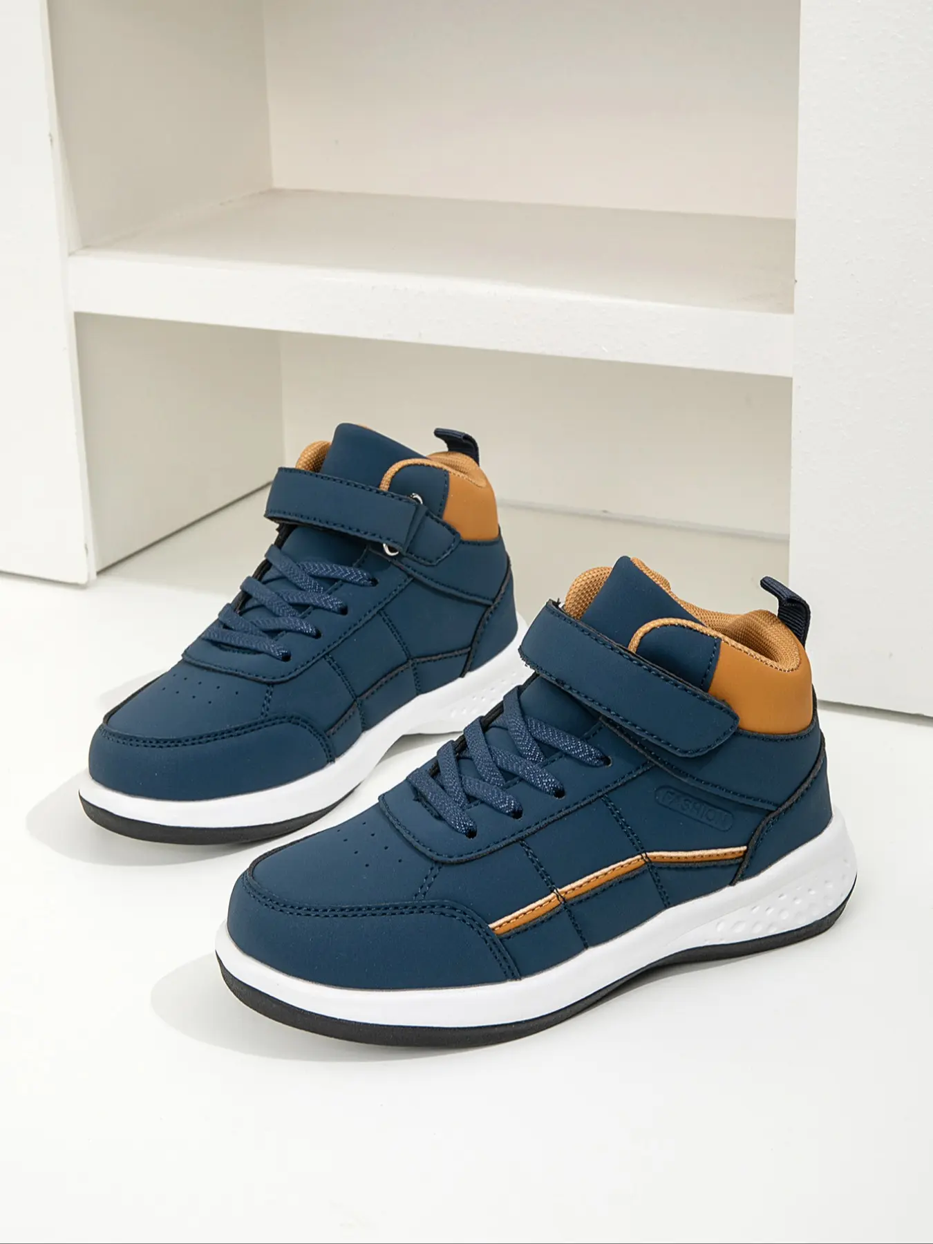 All-Season High Top Comfortable Fashion Sneakers, Soft Sole Wear-Resistant, Unisex School Running Shoes