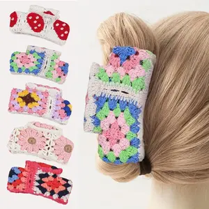 Flower Pattern Crochet Hair Claw, 1 Count Non-slip Hair Claw, Fashionable Hair Accessories for Women & Girls, Minimalist Headwear Suitable for Thick Hair, Flower Hair Clip