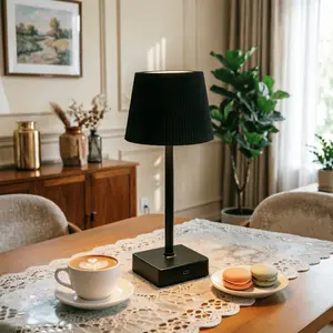 Metallic Pleated Smart Desk Lamp, Three-Level Light Adjustment, Rechargeable, Touch Switch, Ideal for Bedroom, Living Room, Bookshelf