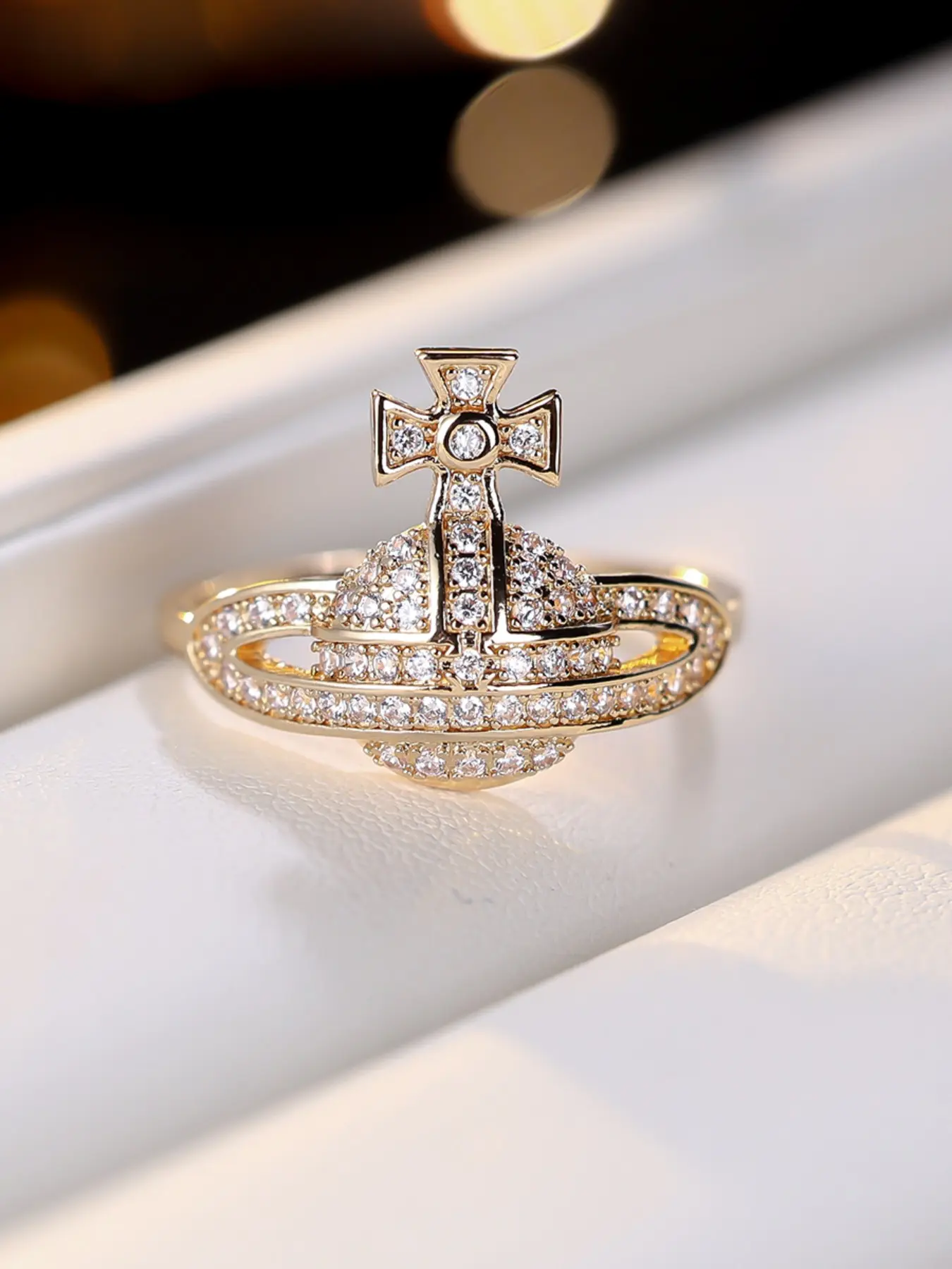 Luxury Vintage Saturn Design Women's Ring, Unique Retro Style Jewelry for Daily Wear & Parties, Perfect Gift for Her