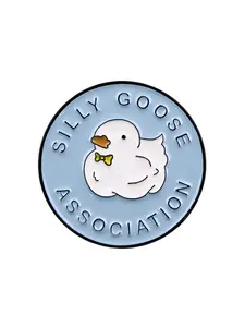 Adorable Cartoon Goose Enamel Pin, Cute Bow Tie Design, Durable Lapel Pin for Clothing & Bags, Unisex Gift Idea