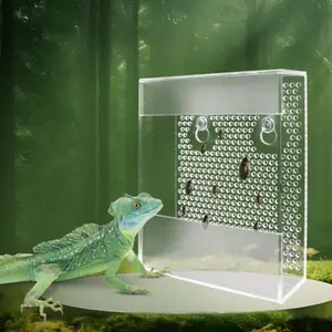 Transparent Acrylic Reptile Feeder Box WallMounted Insect Feeder with Suction Cups Tank and Aquarium Accessories for Bearded Dragon Lizard Gecko Frog