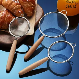 1pc Stainless Steel Small Mesh Colander Household Wooden Handle Chinese Medicine Strainer Spoon, Soy Milk Juice Tea Filter Mesh Colander, Baking Tool Flour Filter Tool, Tea Making Tool