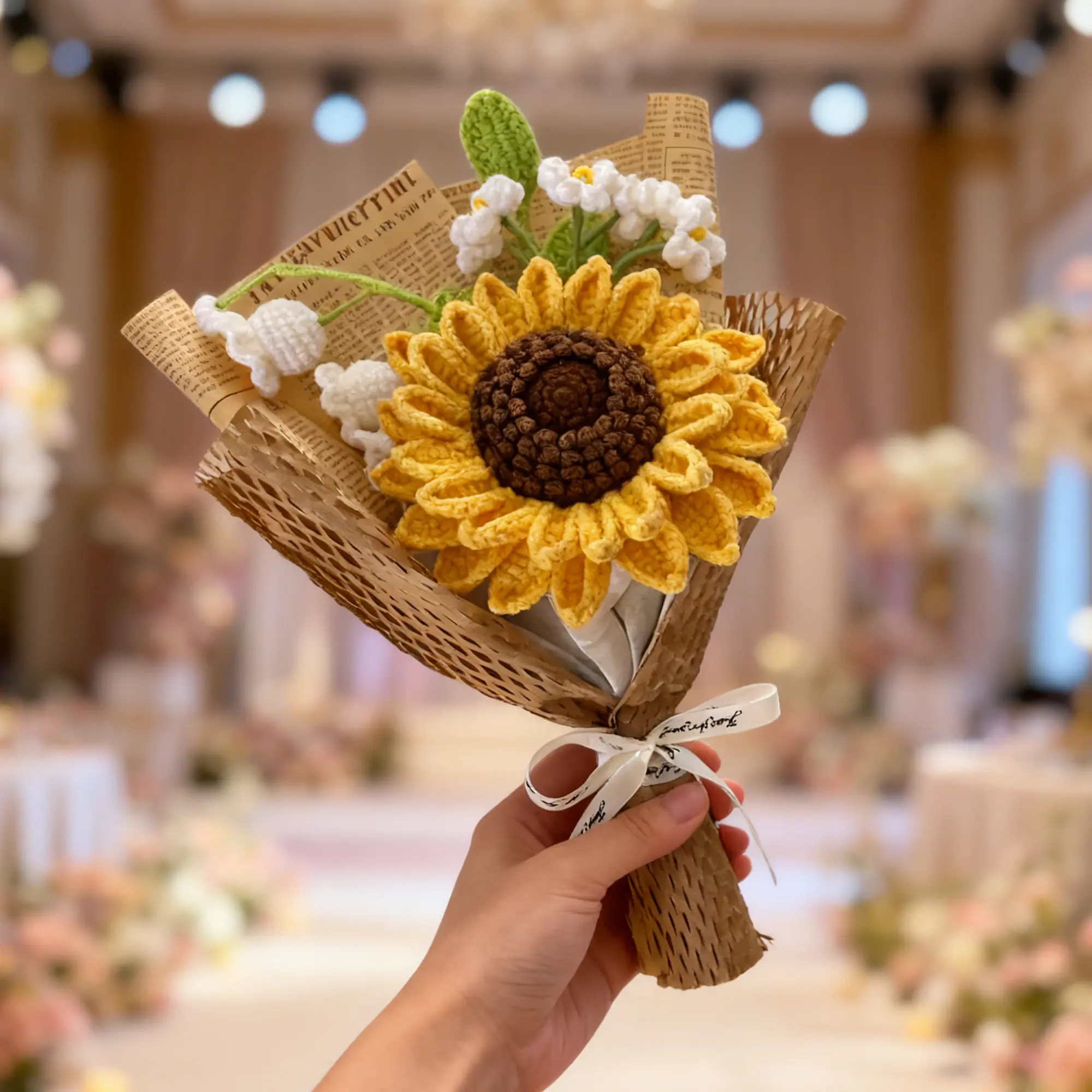 Crochet Sunflower Bouquet – Handmade Eternal Flowers, Everlasting Elegance | Home Decor & Gift for Mom, Valentine, Graduation, Father's Day, Boyfriend Birthday, Love – Mini Bouquet Graduation Lei
