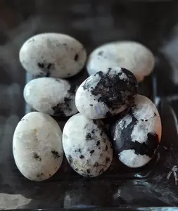 Moonstone palm stones