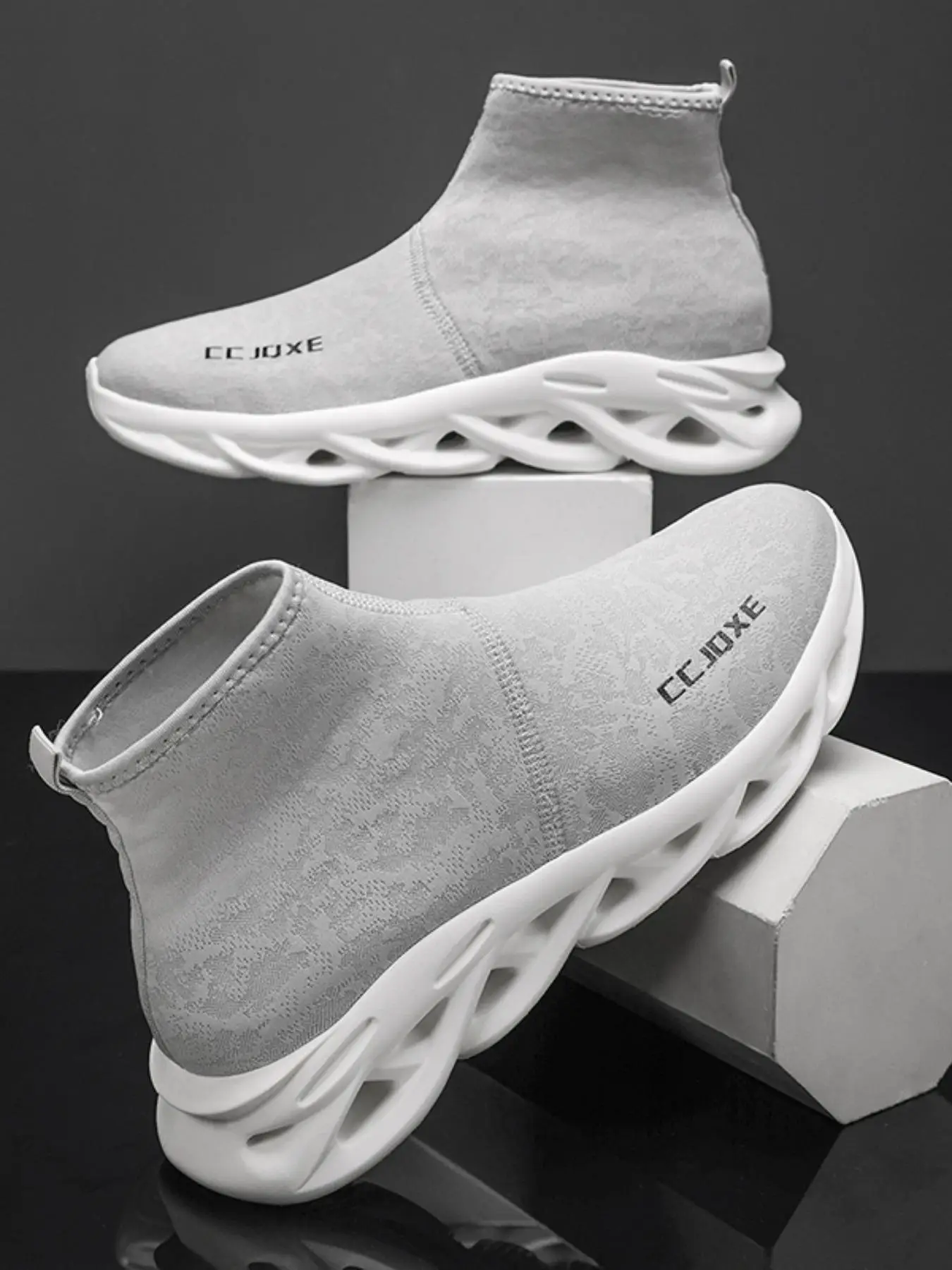 Men's Letter Pattern Lace Up High Top Sneakers, Casual Comfortable Breathable Sports Sock Running Shoes, Male All-match Round Toe Shoes for Daily Wear