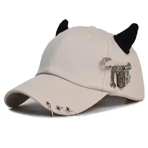 Horn Streetwear Baseball Cap - Adjustable Sun Protection Hat for Men & Women, Casual Outdoor Sports Hat, Trendy Fashion Cap for Parties & Back to School