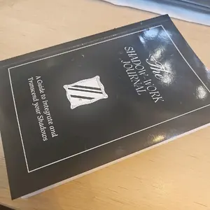 The Shadow-Work Journal - A Personalized Journal for Self-Discovery and Growth