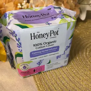 The Honey Pot Company - 100% Organic Cotton Cover Calming Herbal Infusion Regular Pads With Wings