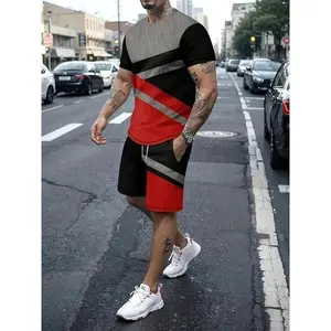 A set of two pieces for men, including a casual crewneck T-shirt with irregular patterns and drawstring shorts with pockets, fashionable print suitable for daily outings