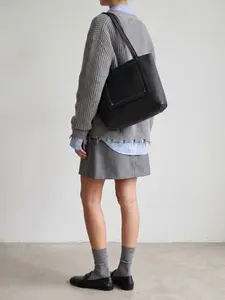 Pre-owned HERMÈS leather Tote Bags Hermes Cabasellier 31 Black