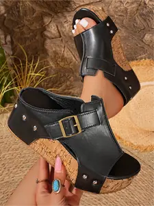 2026 New Large Size Wedge Sandals, Cork Sole + Metal Buckle, Vintage and Fashionable, Perfect for Summer, Highly Versatile