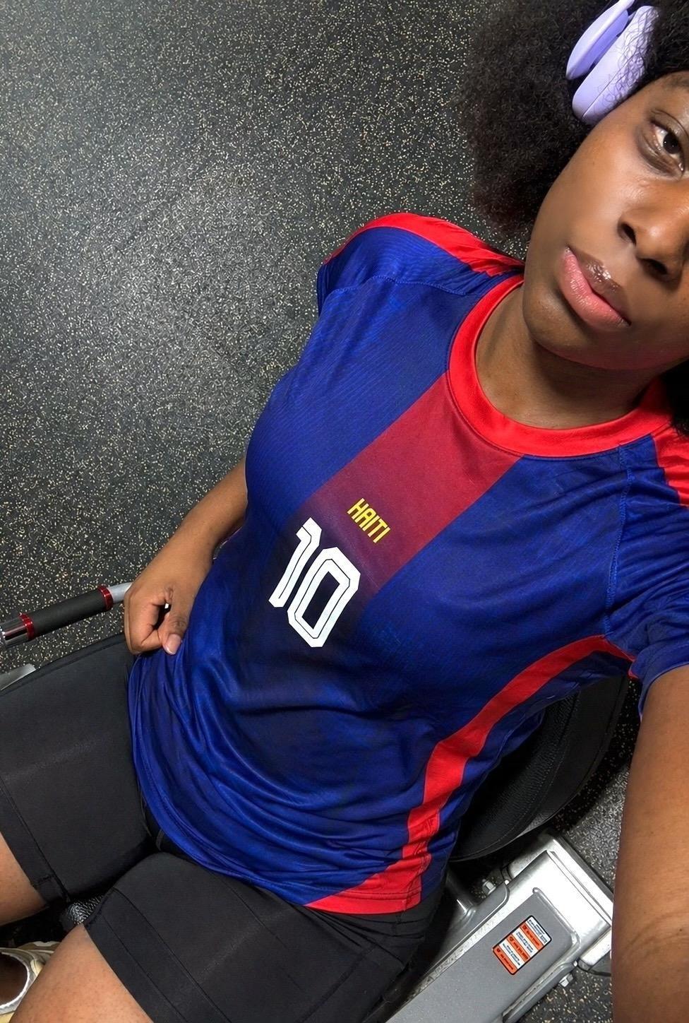 Grenadye Alaso Fan Edition – Haiti #10 Jersey Grenadye Alaso Fan Edition – Haiti #10 Jersey