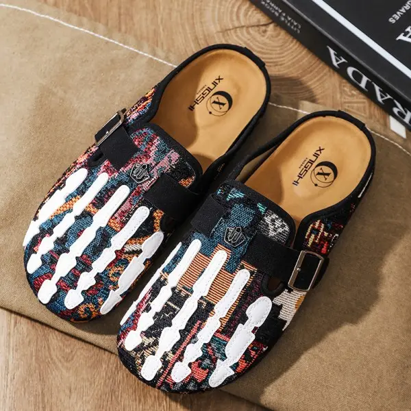 Skull Pattern Slip-On Shoes with Buckle Closure for Men, Comfortable and Stylish Footwear