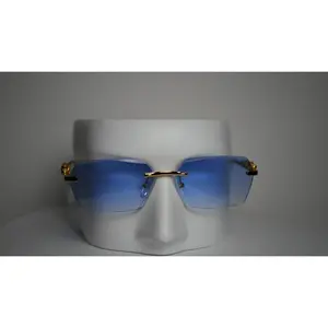 Royal Edge Hex Sunglasses - Elegance with an Angle - Unique Hexagonal Lenses, Gradient Violet, Gold-Tone Hardware, UV400 Protection