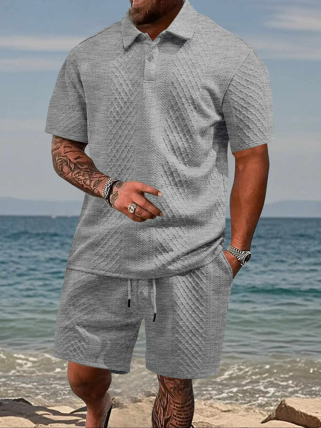 Men's knitted jacquard casual short-sleeved short pants set, with soft stretch fabric and a loose fit. Perfect for beach vacations, summer casual outings and resort hotel wear. Menswear Clothes