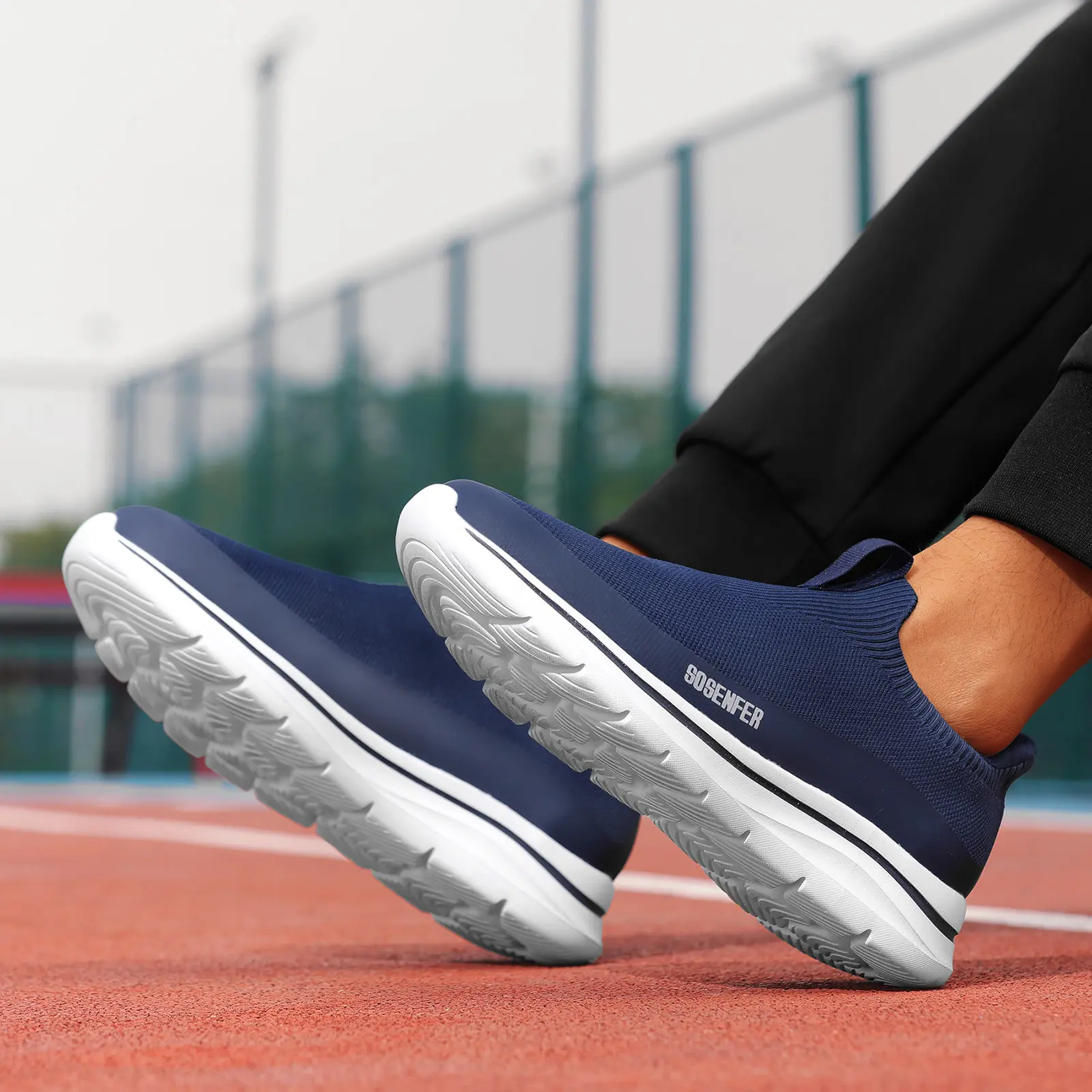 2026 Men's Slip-On Sneakers - Lace-Free Lightweight Running Shoes.Men's outdoor walking shoe.1656