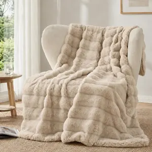Battilo I Puff Blanket, Faux Rabbit Fur Throw Blanket, Super Soft Cozy Fuzzy Mink Blanket,50"X60"
