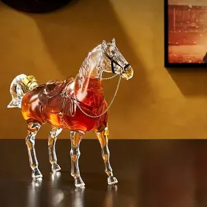 Horse-Shaped Wine Bottle, Elegant Horse-Design Pourer, 37oz High Borosilicate Glass, Perfect Gift for Boyfriend, Husband, Father, Drinkware