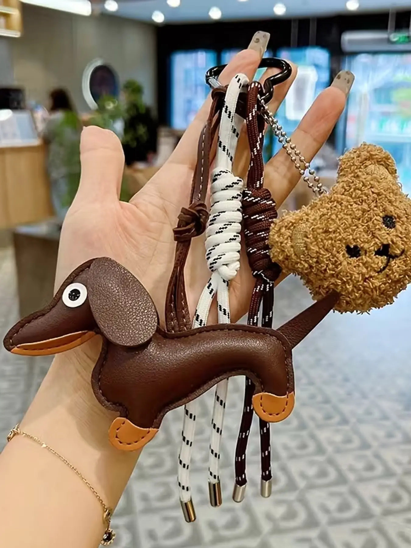 Sausage Dog Mini Bear Pendant Bag Keychain, Cute Keychain Accessory - Sausage Dog Pu Leather Keyring With Braided Rope Bear Pendant, Suitable For Bag And Pet Enthusiasts As Decorative Accessories