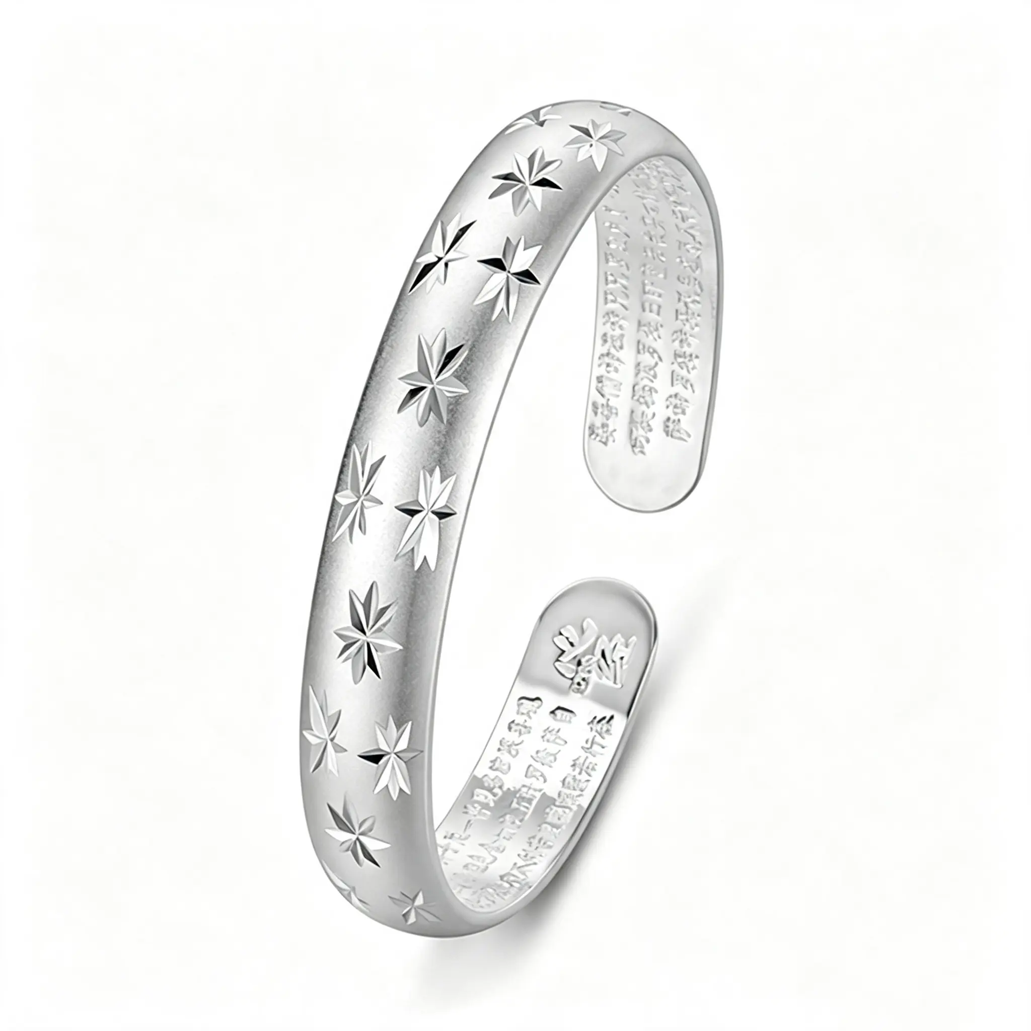 An adjustable S925 sterling silver frosted star pattern open bangle, the perfect anniversary or birthday gift for your partner, and also suitable for everyday wear.