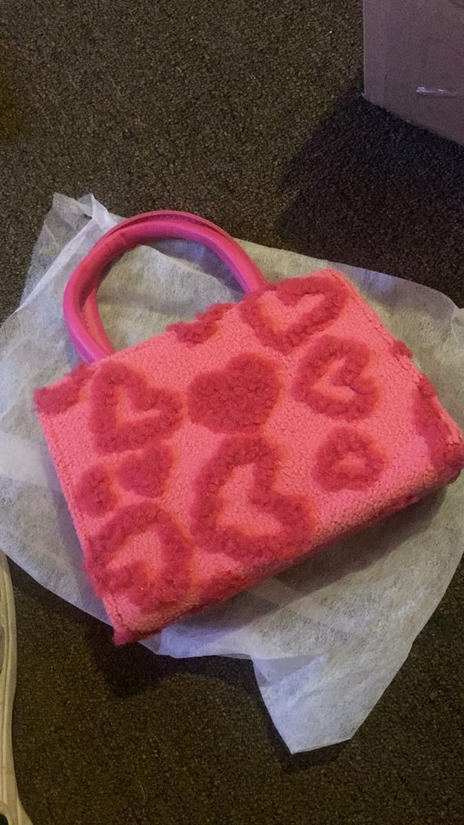 Item: Pink, one-size