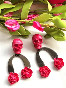 Lynx - Clay Skull Studs with Metal Arch & Clay Roses