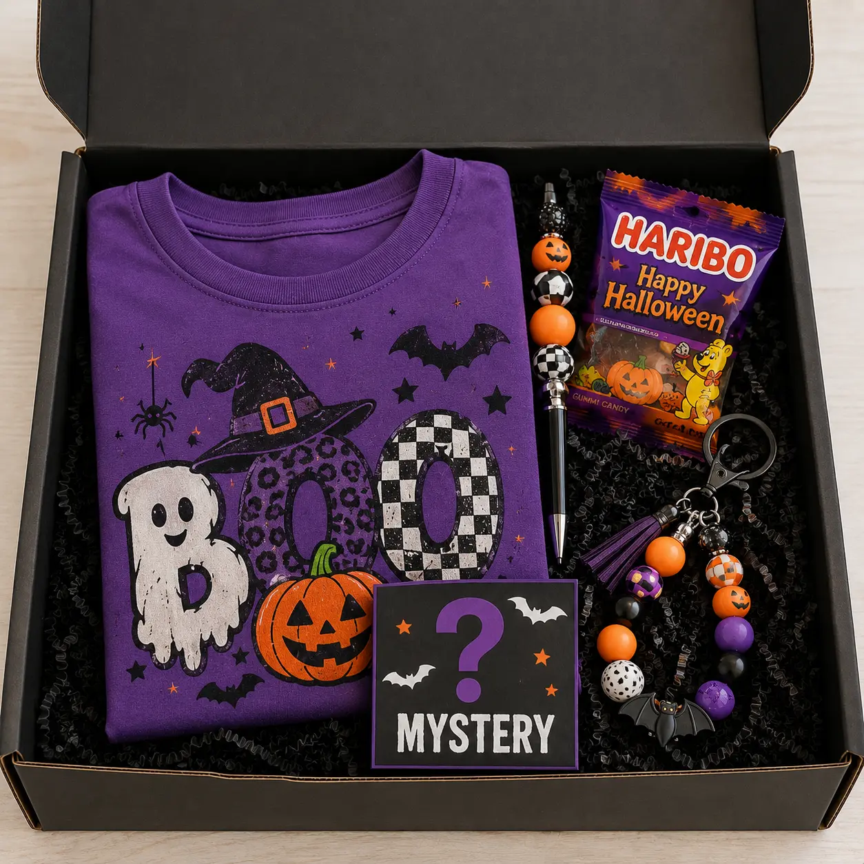 Boo Box: The gift to yourself including a trendy shirt and beadable pen