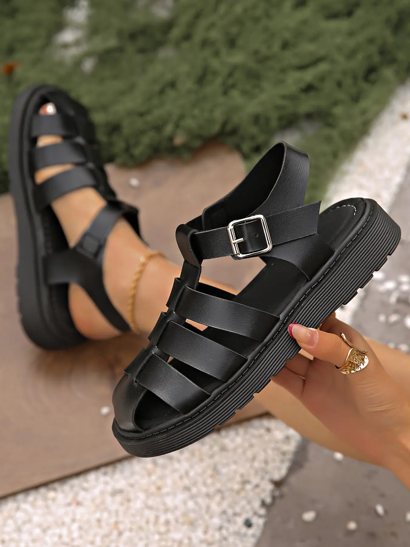 Thick soled casual sandals for women, Breathable summer sandals, breathable hollow out, flat bottomed non slip M ü ller sandals, single buckle sandals, suitable for daily wear, commuting, beach vacation, Flat sandal shoes, Chunky Sole Sandals