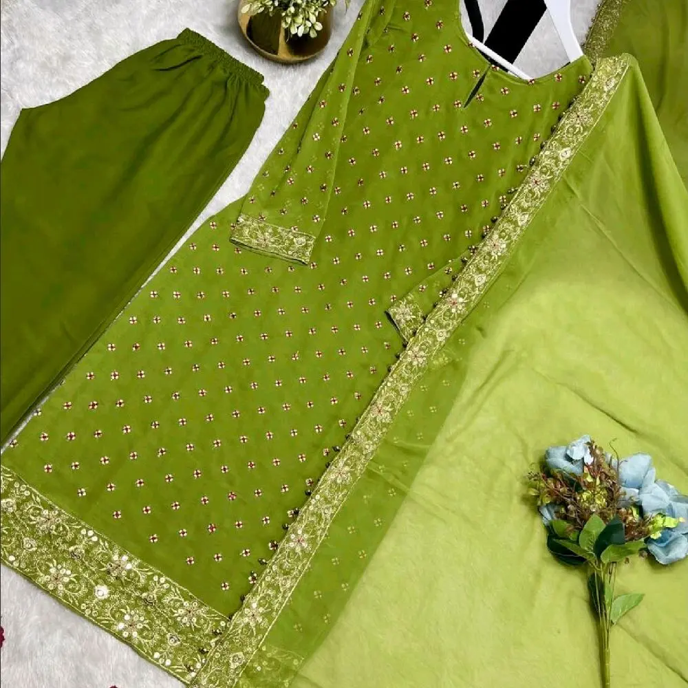 Pakistani Style Salwar Kameez