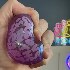 NeeDoh Good Vibes Only Heart-Shaped Stress Relief Toy with Inspirational Messages and Super Solid Squish - Fun & Relaxing for Kids and Adults