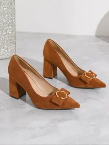 Retro and fashionable women's high heels, butterfly metal buckle decoration pointed design women's high heels Suitable for office casual travel, comfortable and versatile, lightweight