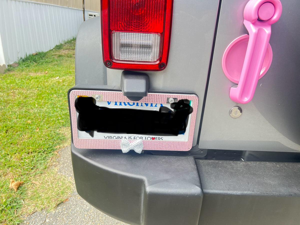 Item: Pink w/ Sliver Bowtie