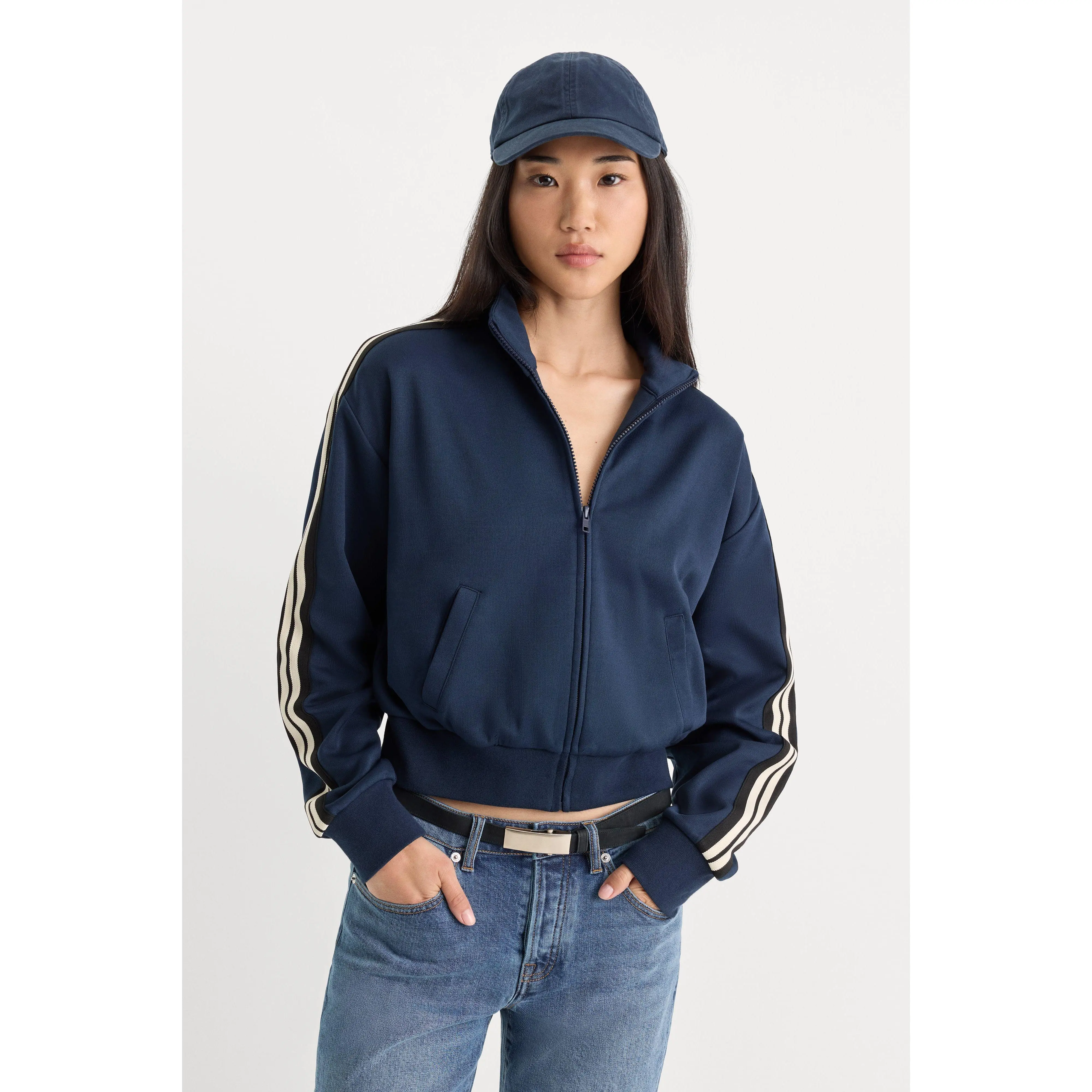 THE TRACK JACKET | NEW NAVY THE TRACK JACKET | NEW NAVY