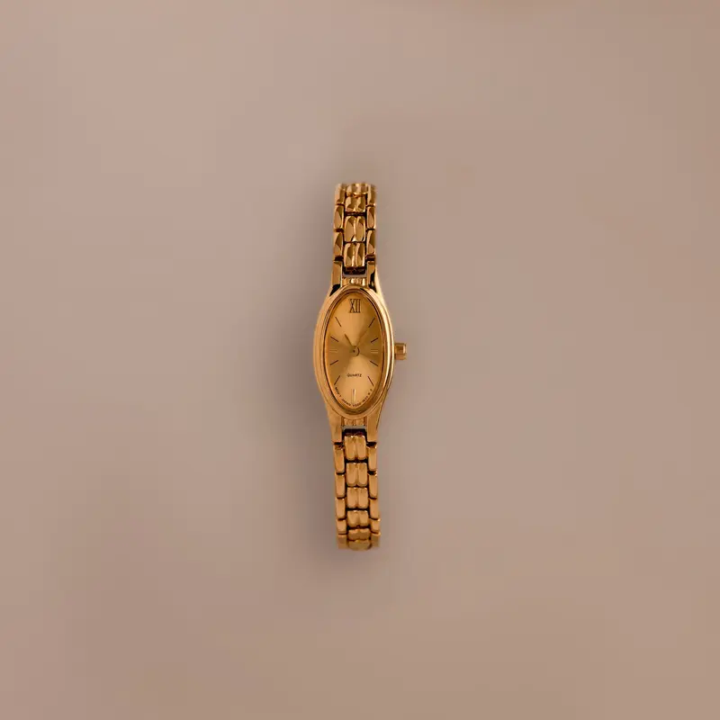 Slim Oval Timepiece by Caitlyn Minimalist - Vintage Style 18K Gold Plated & Mixed Metal Link Watch for Women - Minimalist Jewelry - Christmas Gifts for Her