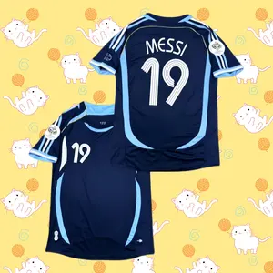 2006 Away Retro Jersey – Messi #19